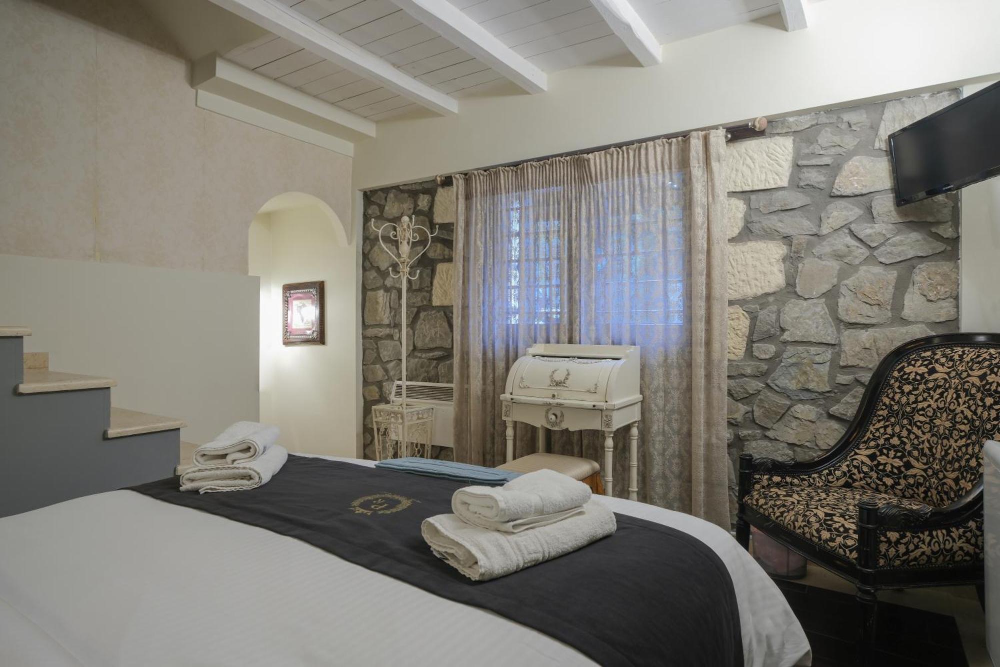 Pindos Resort Kraniá Esterno foto